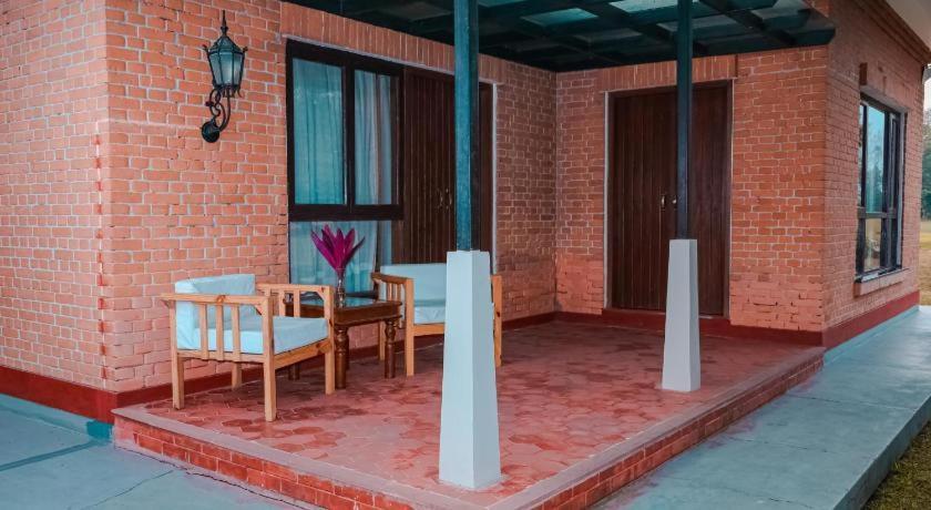 Miraaya Wellness And Golf Resort Csitvan Kültér fotó