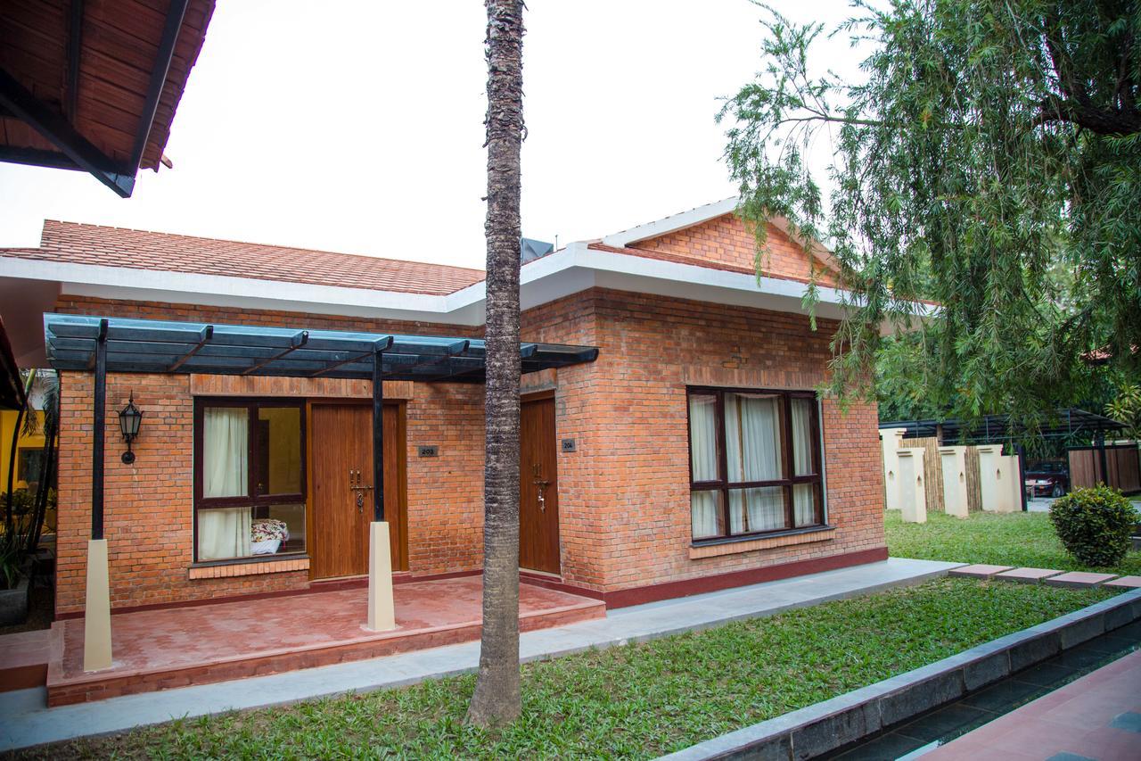 Miraaya Wellness And Golf Resort Csitvan Kültér fotó