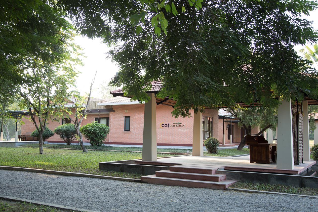 Miraaya Wellness And Golf Resort Csitvan Kültér fotó