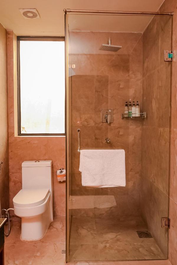 Miraaya Wellness And Golf Resort Csitvan Kültér fotó